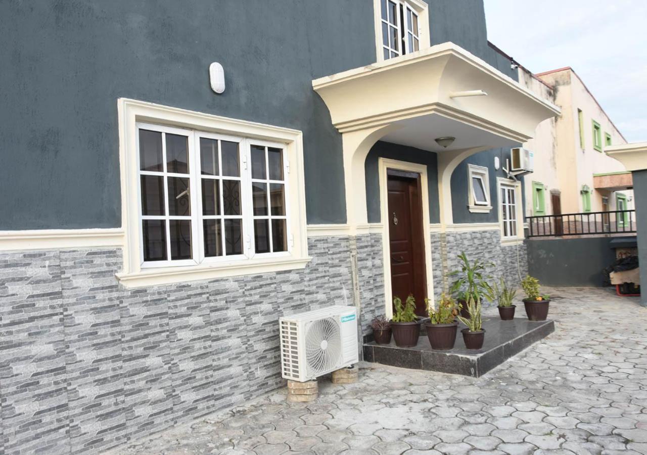 24-7 Electricity Agore Hotels And Suites Ltd Awoyaya Extérieur photo