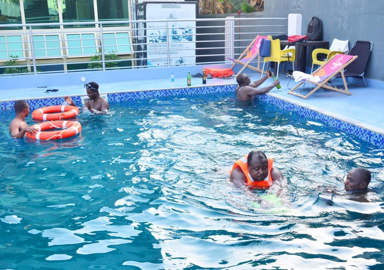 24-7 Electricity Agore Hotels And Suites Ltd Awoyaya Extérieur photo