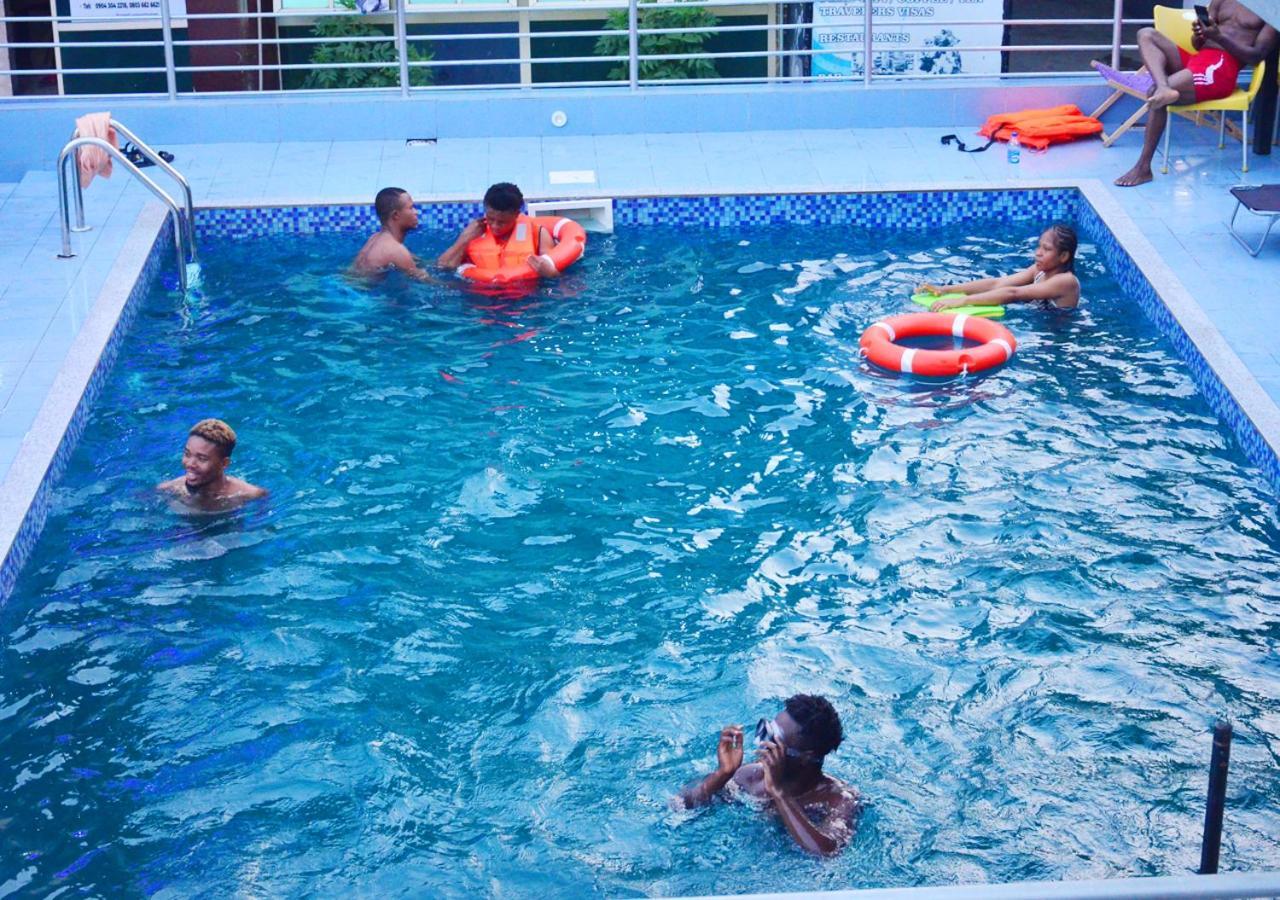 24-7 Electricity Agore Hotels And Suites Ltd Awoyaya Extérieur photo