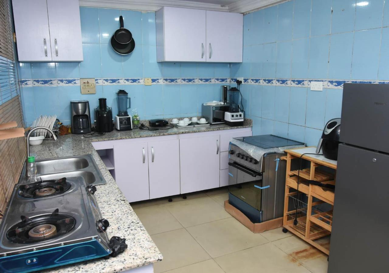 24-7 Electricity Agore Hotels And Suites Ltd Awoyaya Extérieur photo